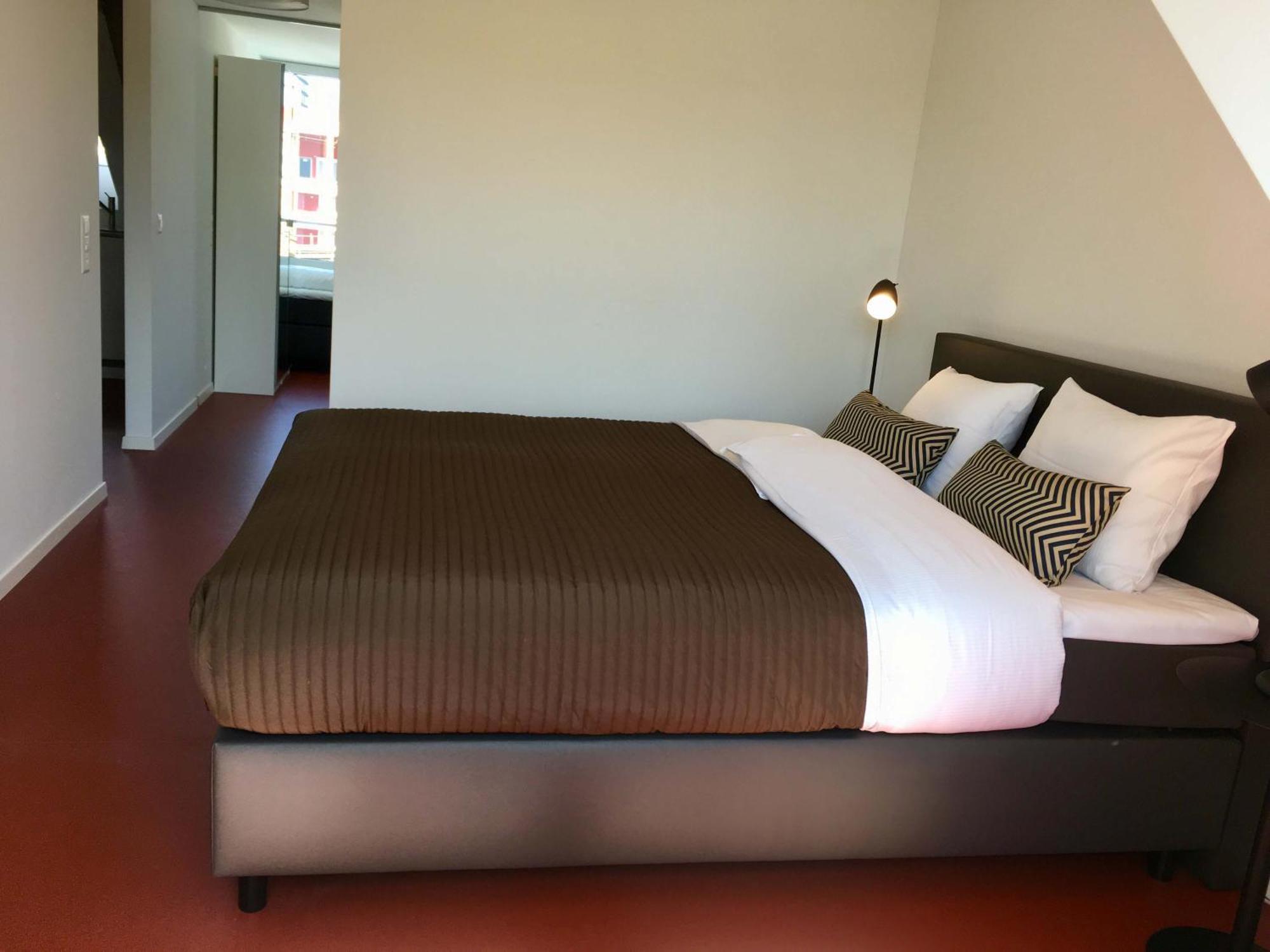 Viadukt Homestay Zurich Luaran gambar